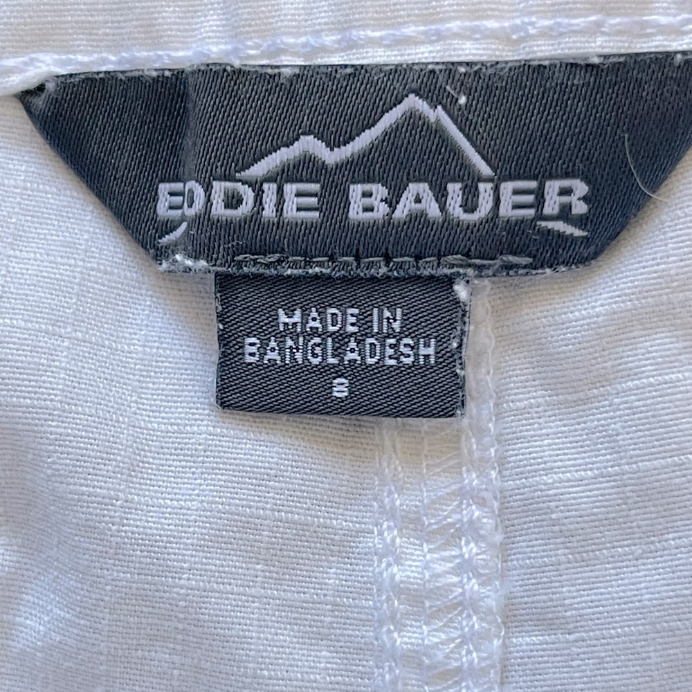 Eddie Bauer Shorts Size 8 White in Color - Picture 3 of 4